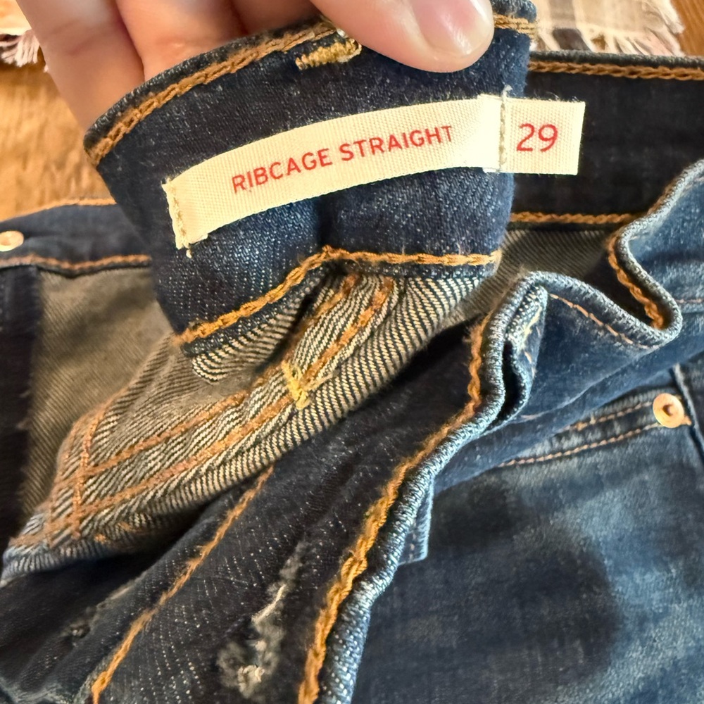 Levi’s Women Ribcage Straight Jeans - NWT (29) - Picture 4 of 4